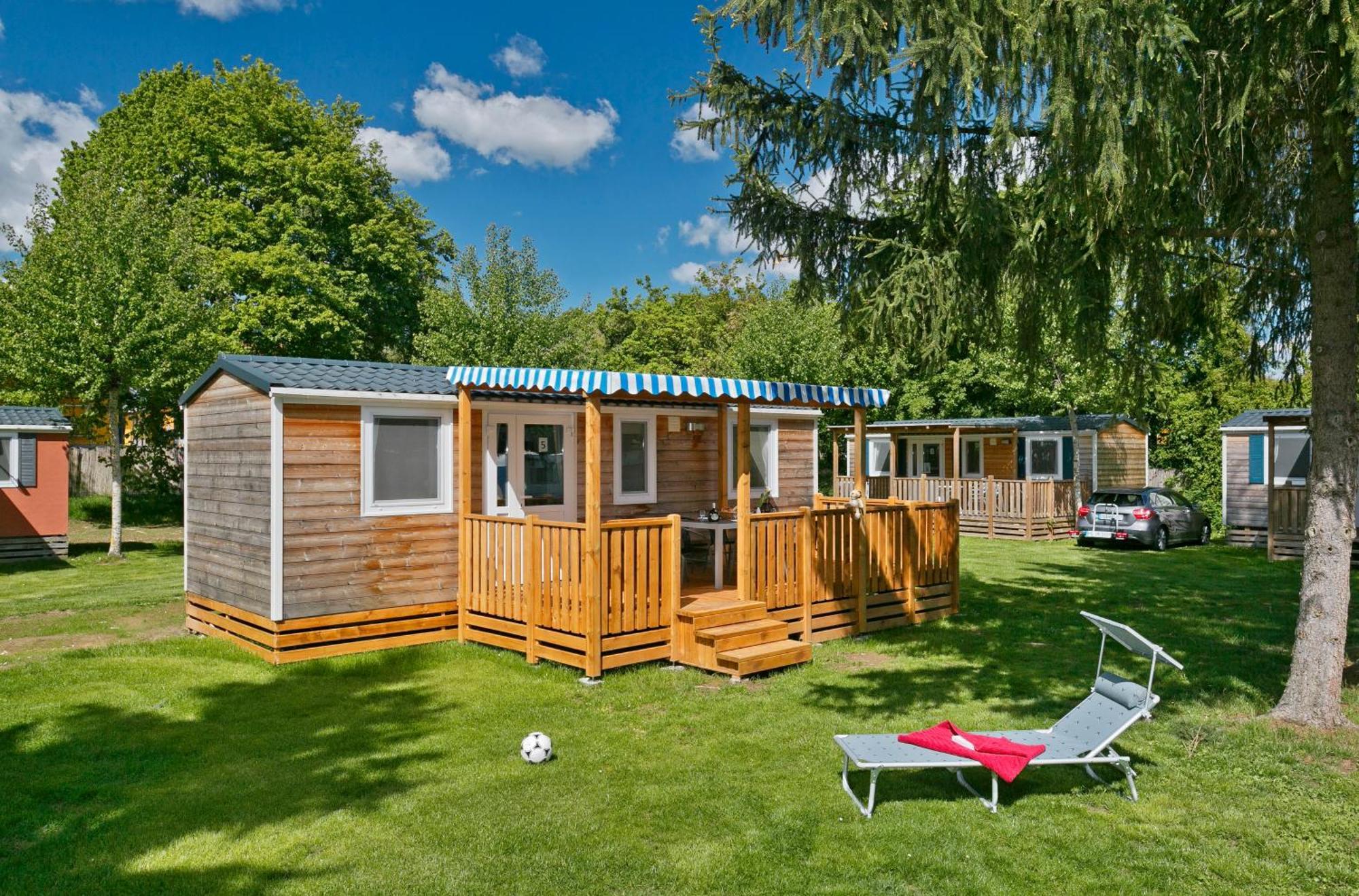 Knaus Campingpark Frickenhausen Фріккенгаузен-ам-Майн Екстер'єр фото